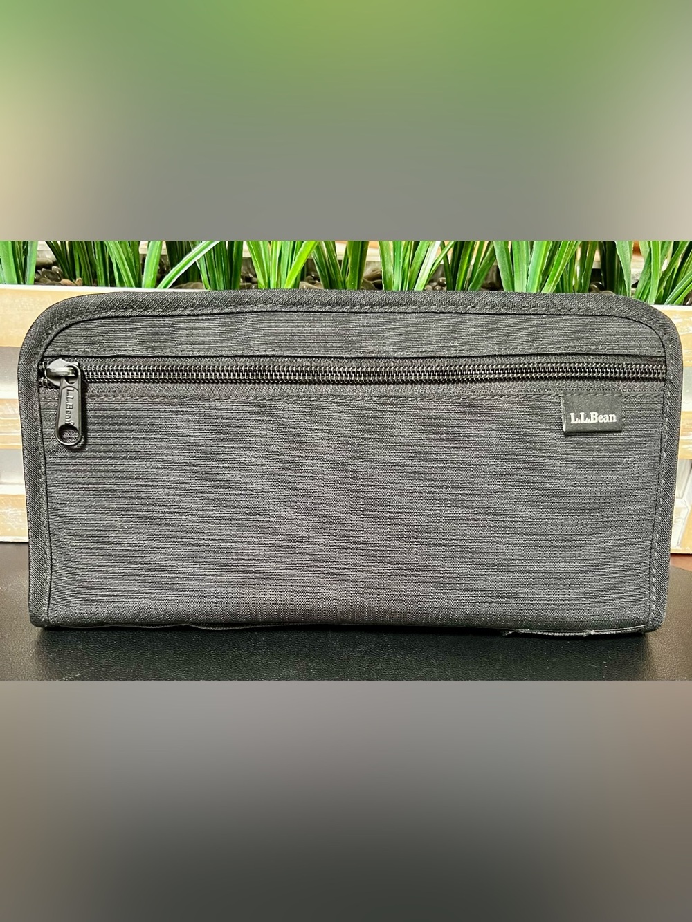 L.L. BEAN Travel Document Organizer Passport Wallet Black Zip Around